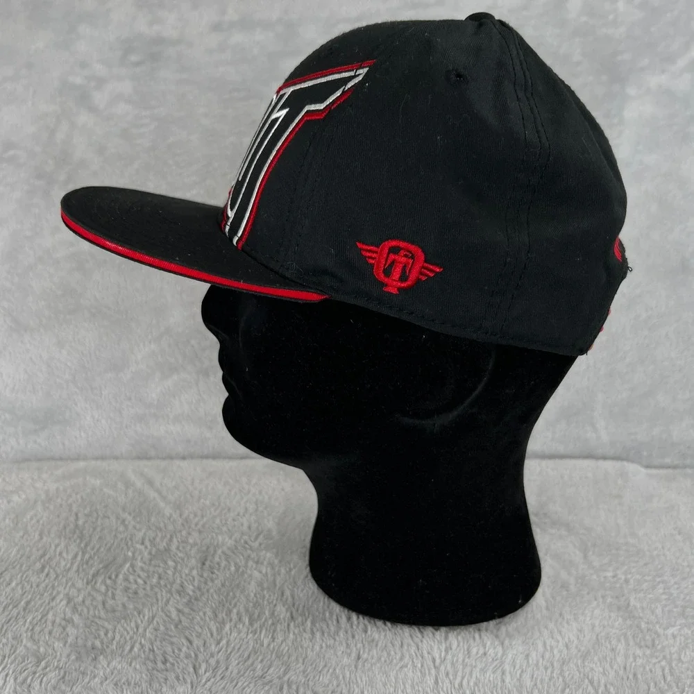 Tapout MMA Snapback Hat Black Flat Brim Embroidered Y2K Fight Streetwear Cap